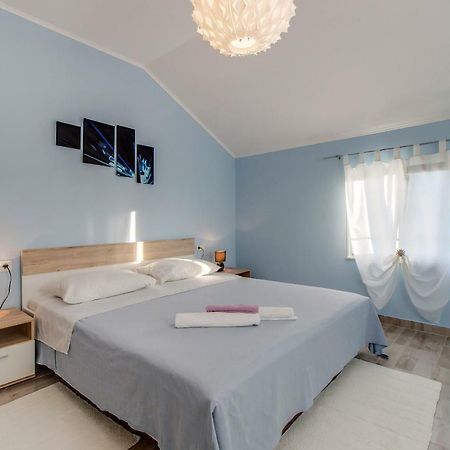 Apartman Leon & Rent A Quad Mali Lošinj Buitenkant foto