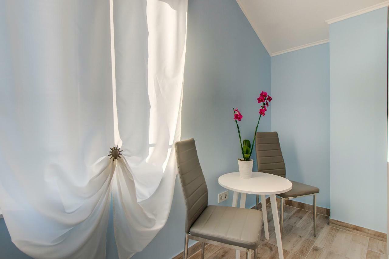 Apartman Leon & Rent A Quad Mali Lošinj Buitenkant foto